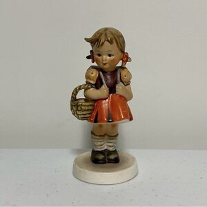 Goebel Hummel School Girl With Basket and Backpack Figurine 4.75" W Germany